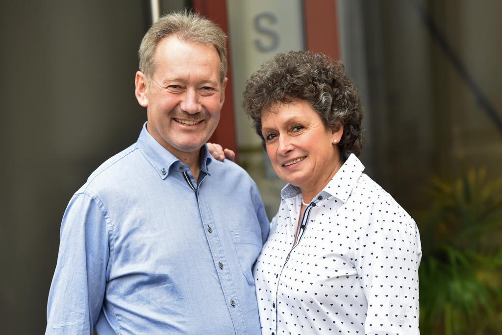 Gaestehaus Und Weingut Bernd Frieden Nittel Bagian luar foto