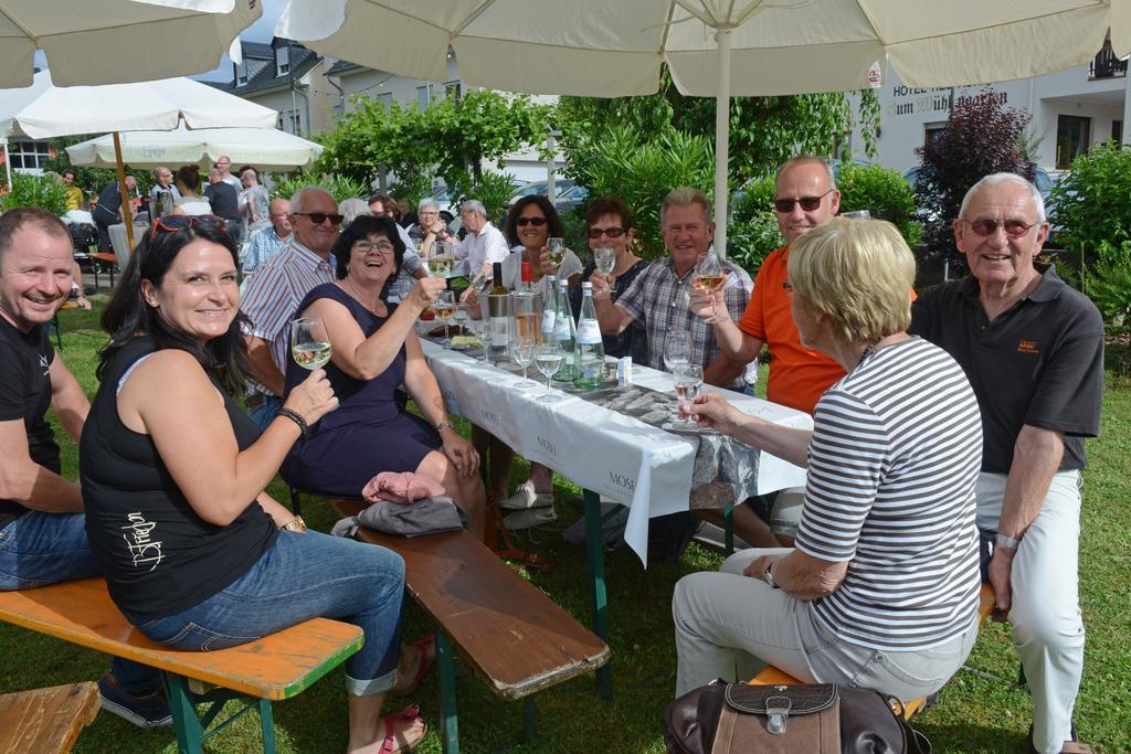 Gaestehaus Und Weingut Bernd Frieden Nittel Bagian luar foto